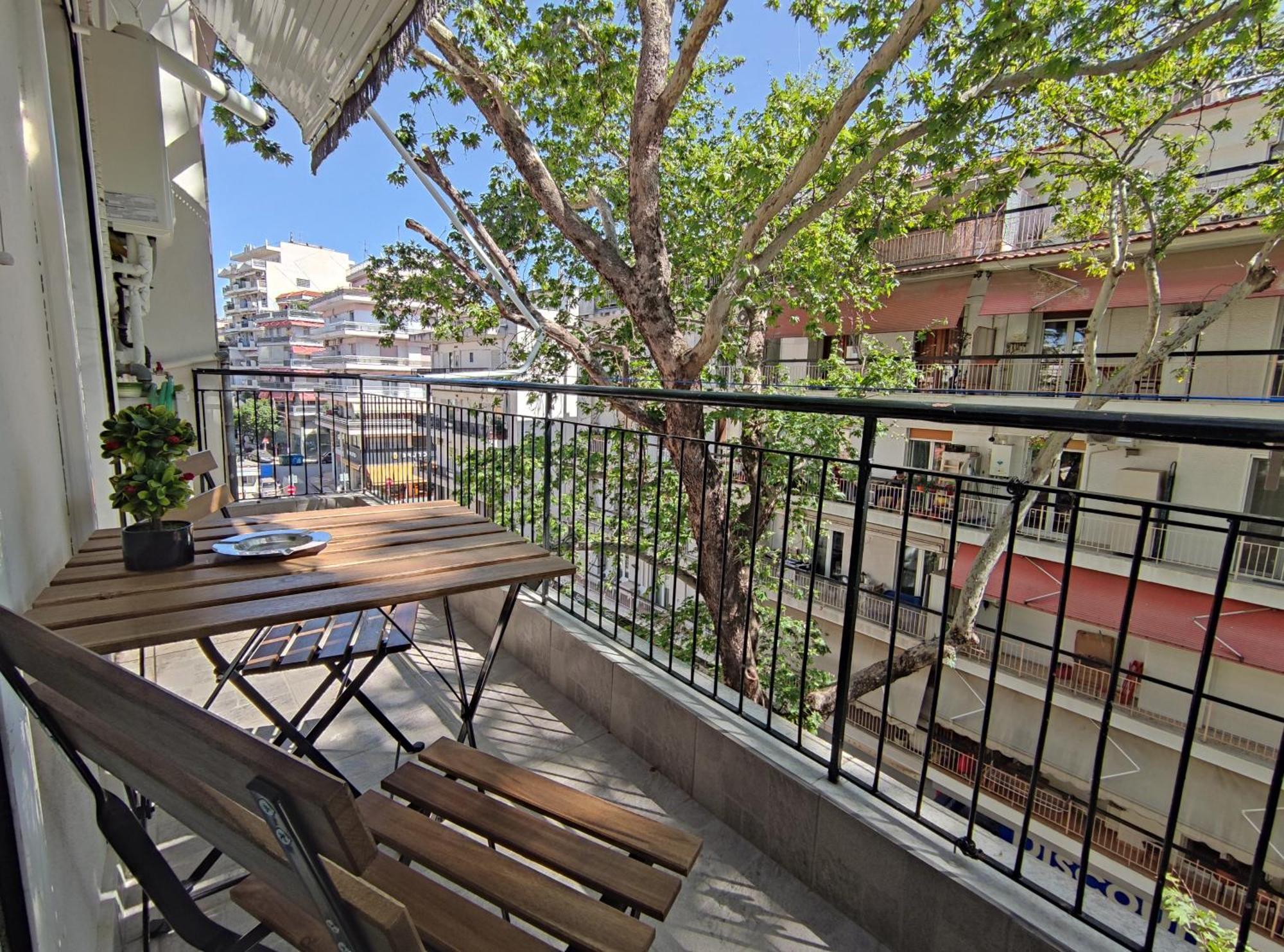 Cozy City Center Apartment Thessaloniki Exterior photo